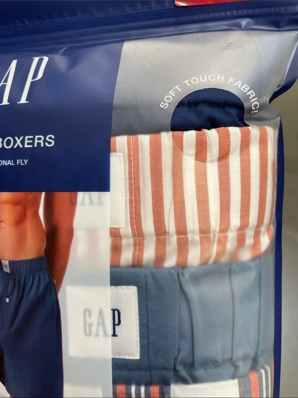 GAP Men's 4-Pack Woven Boxers Red & Blue Plaid XL